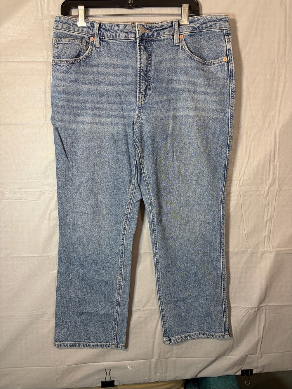 230. Reitmans The Classic Straight Leg Light Blue Women's Jeans